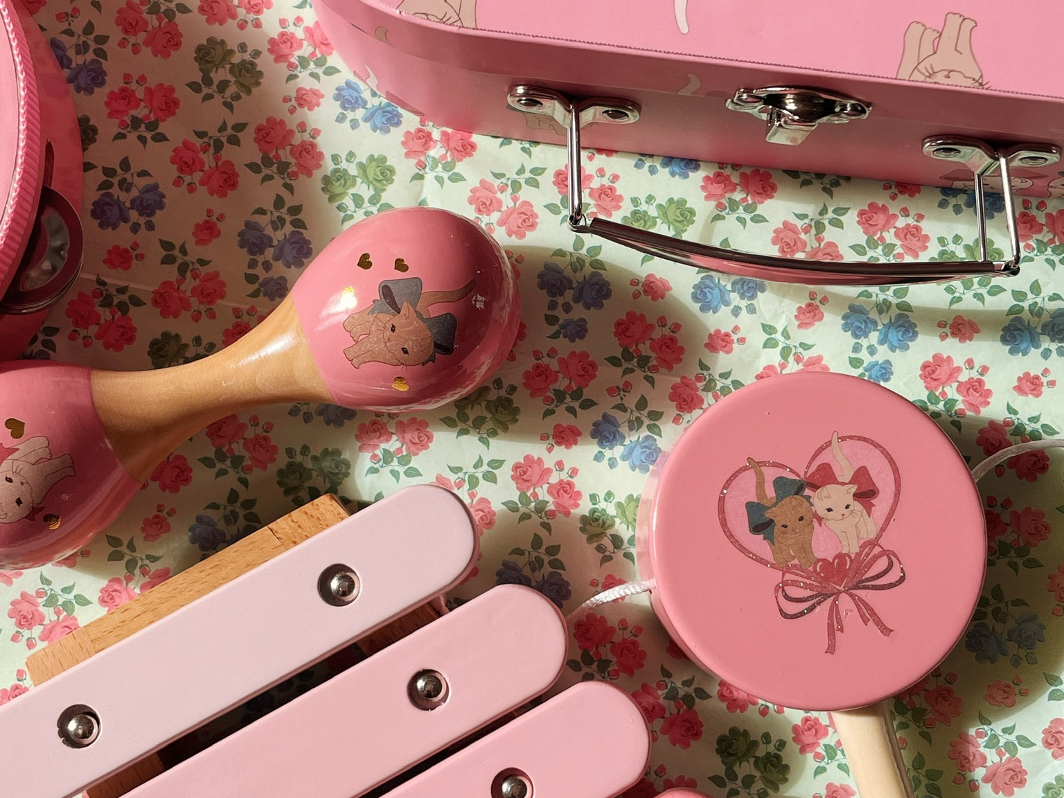 Konges Sløjd A/S Legetøj med musik bow kitty