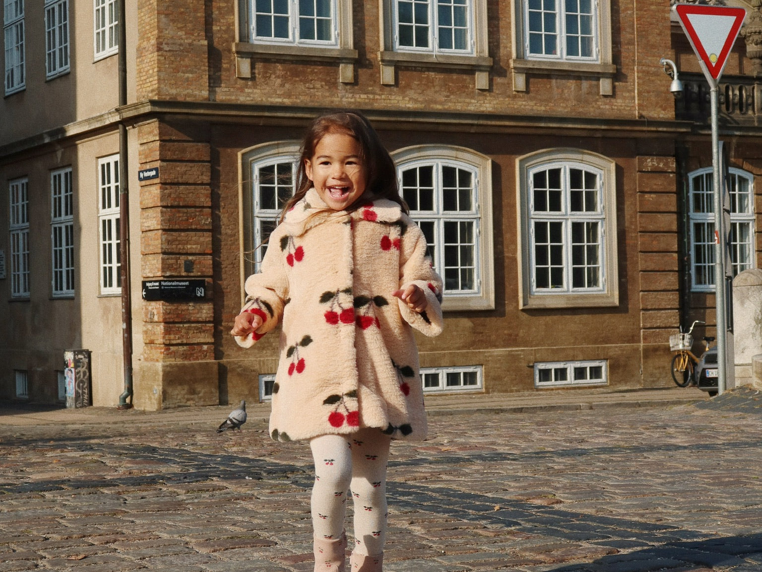 Konges Sløjd A/S JACKETS & COATS ma grande cerise