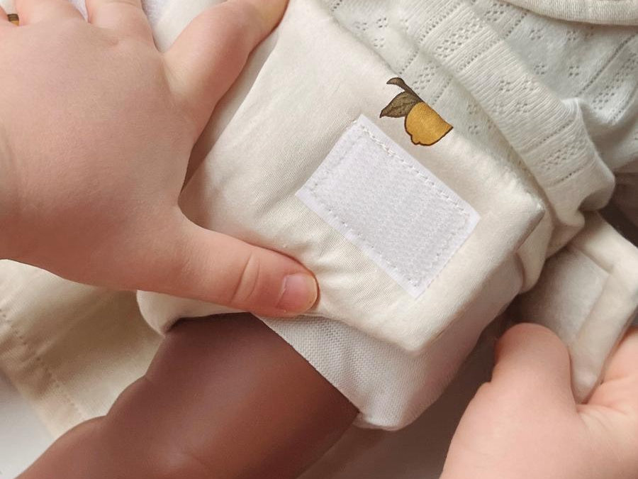 Konges Sløjd A/S Dukke legetøj lemon