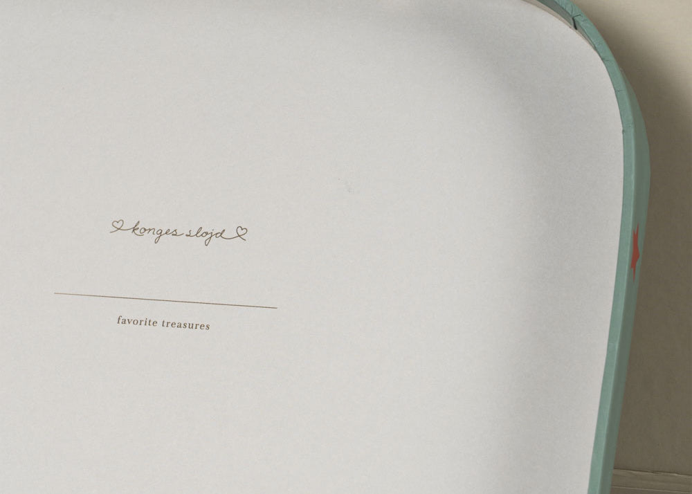 Konges Sløjd A/S Opbevaring off white/kick it