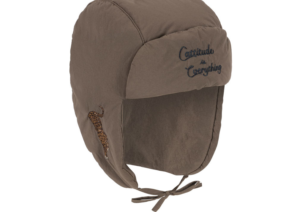 Konges Sløjd A/S Hatte walnut