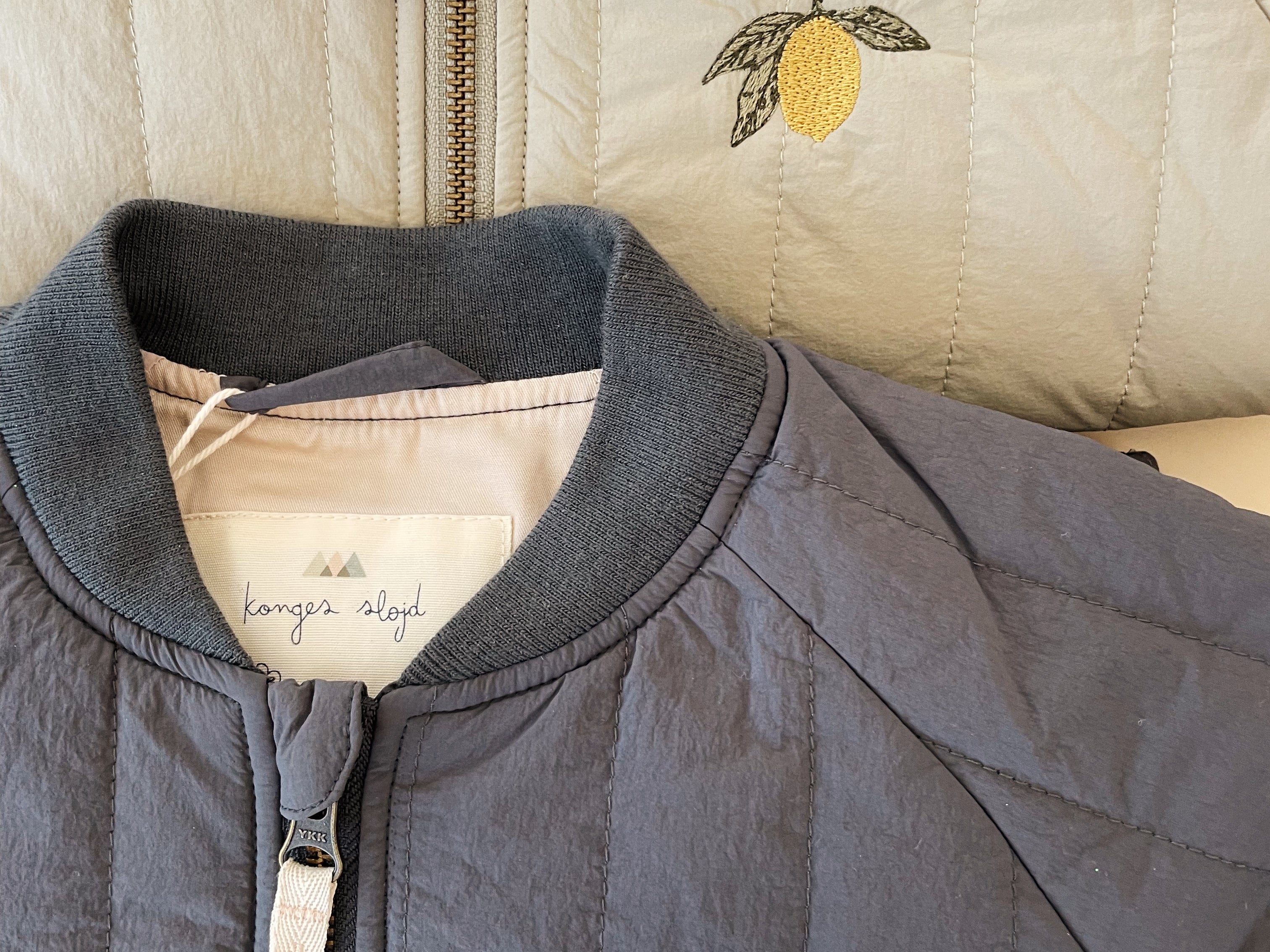 Konges Sløjd A/S JACKETS & COATS magnet