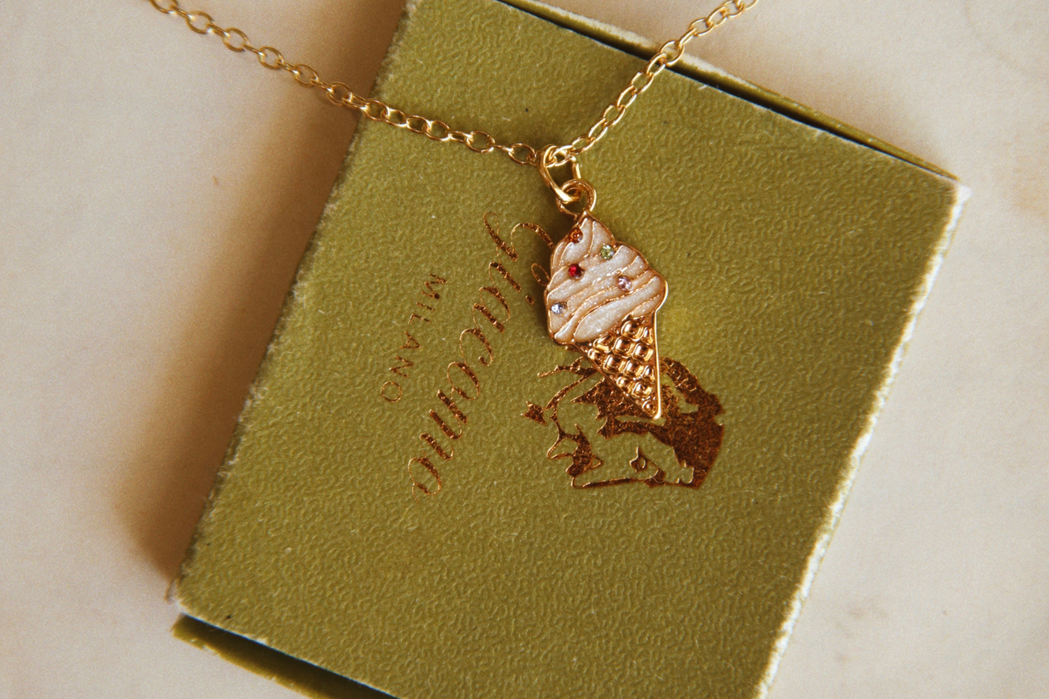 Konges Sløjd A/S JEWELLERY gold