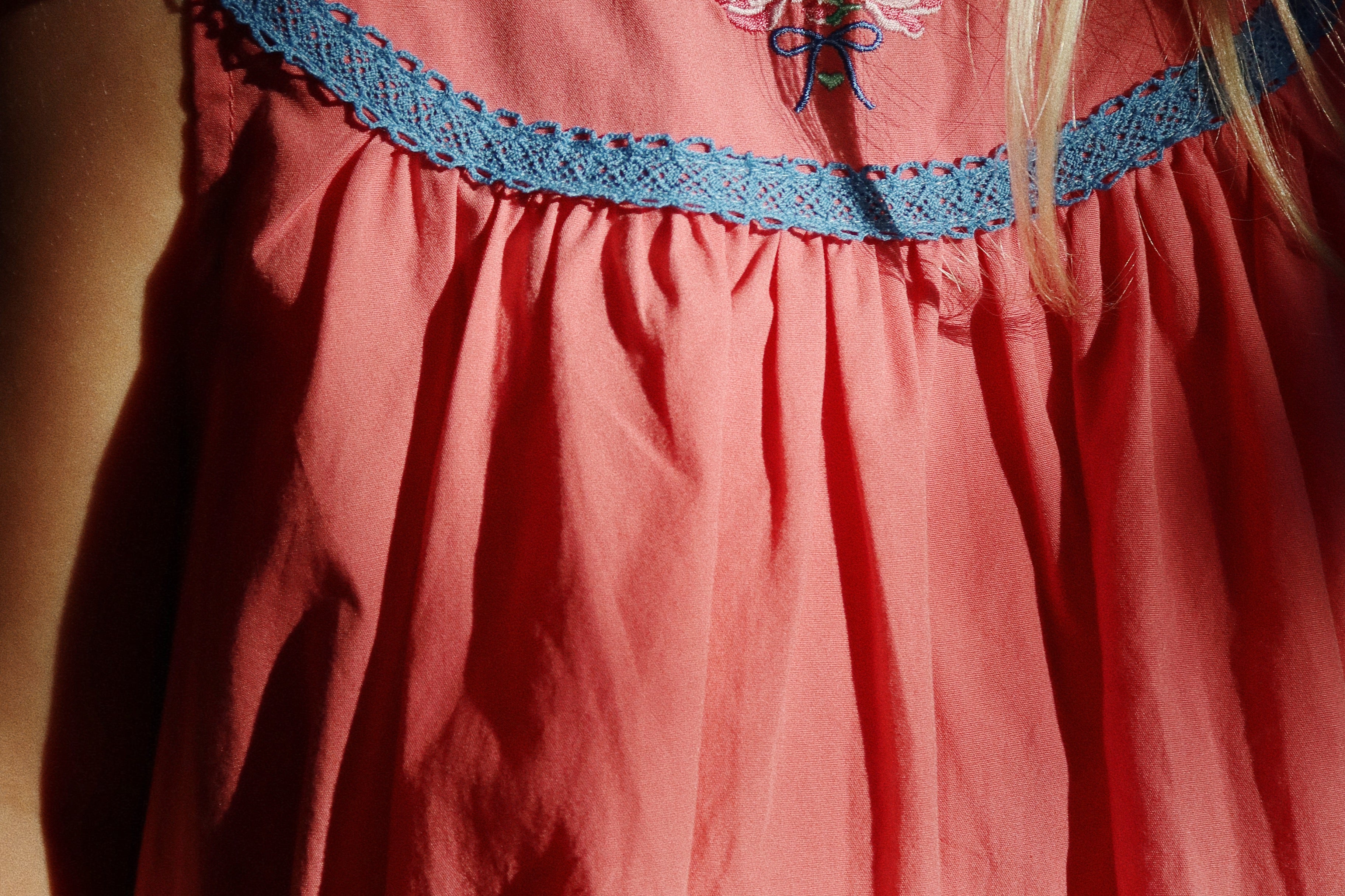 Konges Sløjd A/S WOVEN DRESSES strawberry ice