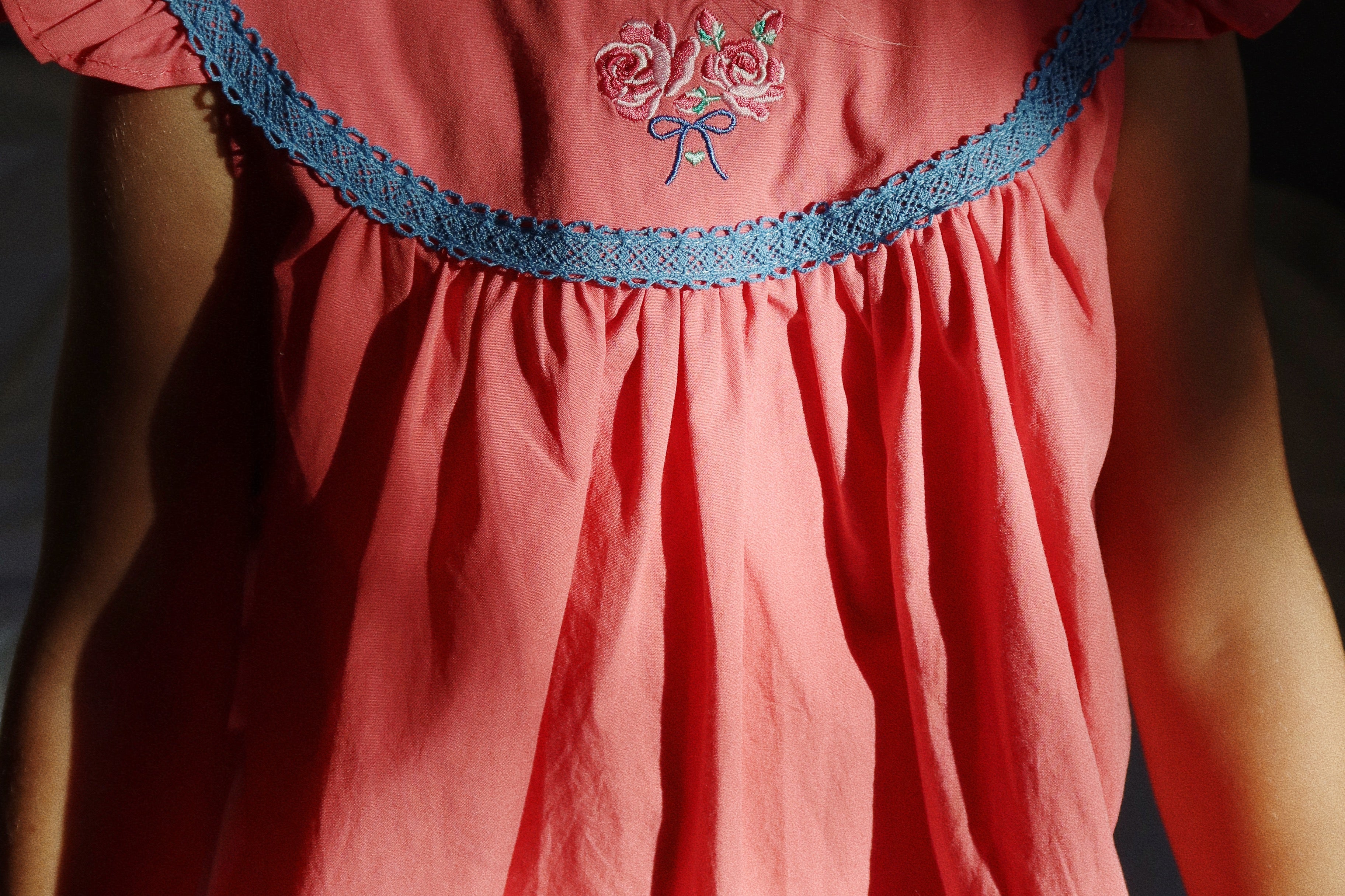 Konges Sløjd A/S WOVEN DRESSES strawberry ice