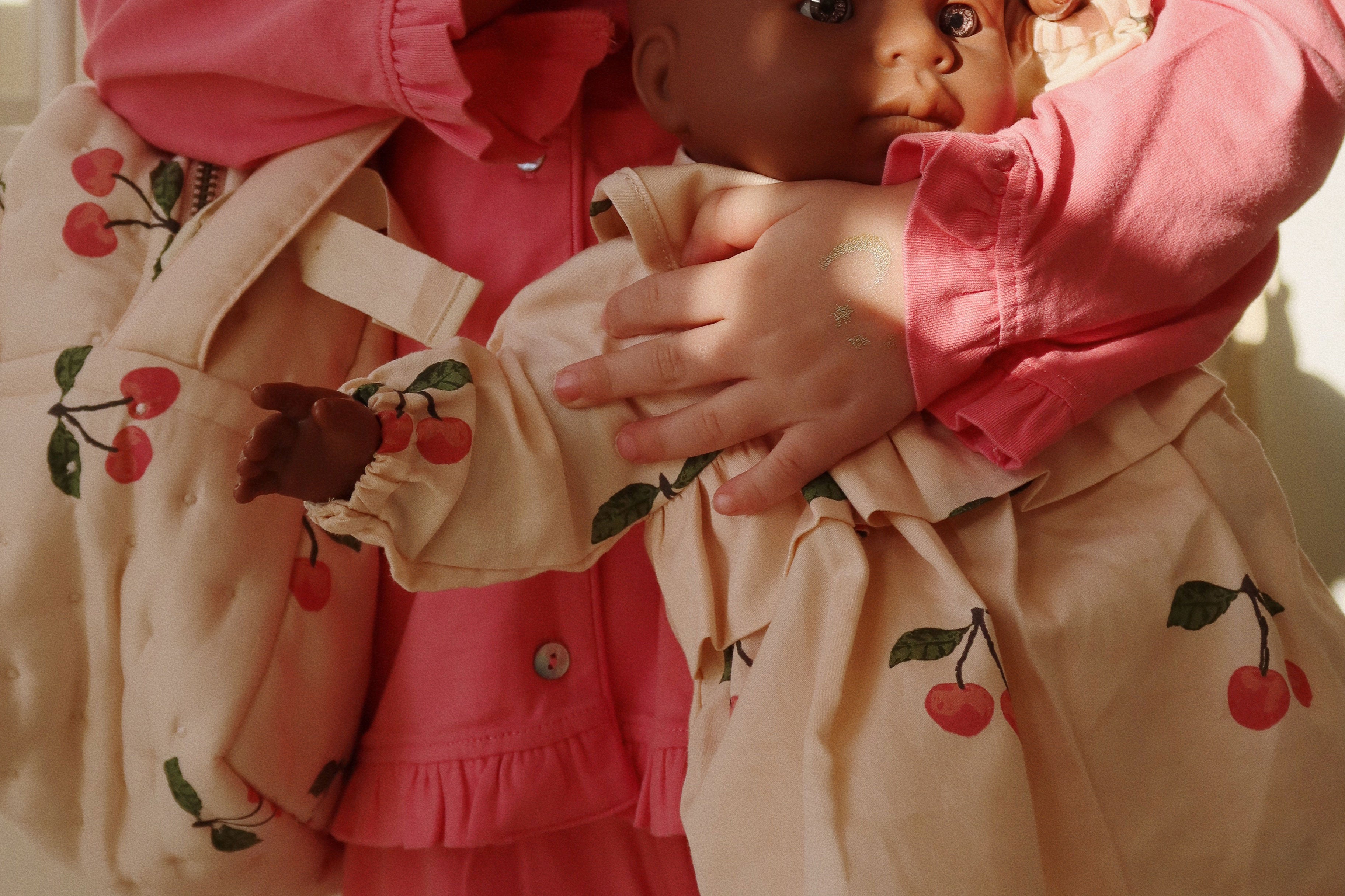 Konges Sløjd A/S Dukke legetøj ma grande cerise pink