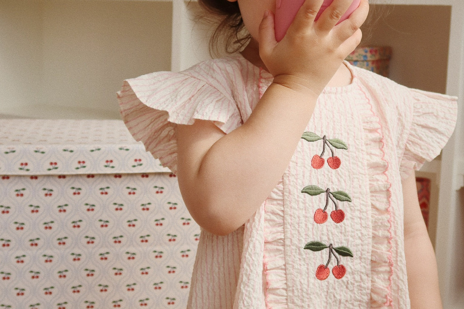 Konges Sløjd A/S Opbevaring cherry motif