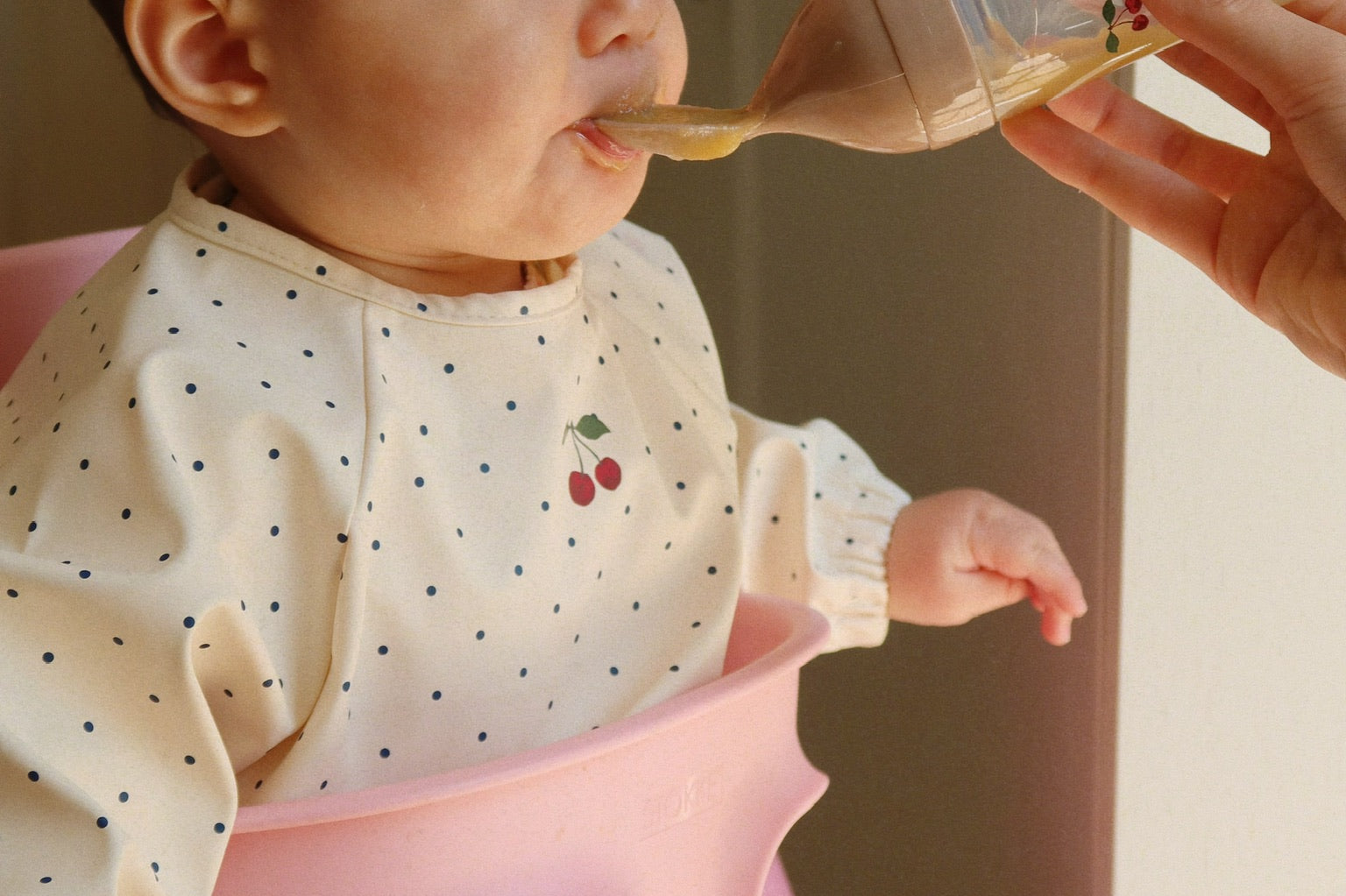 Konges Sløjd A/S Hagesmække navy dot/rain washed