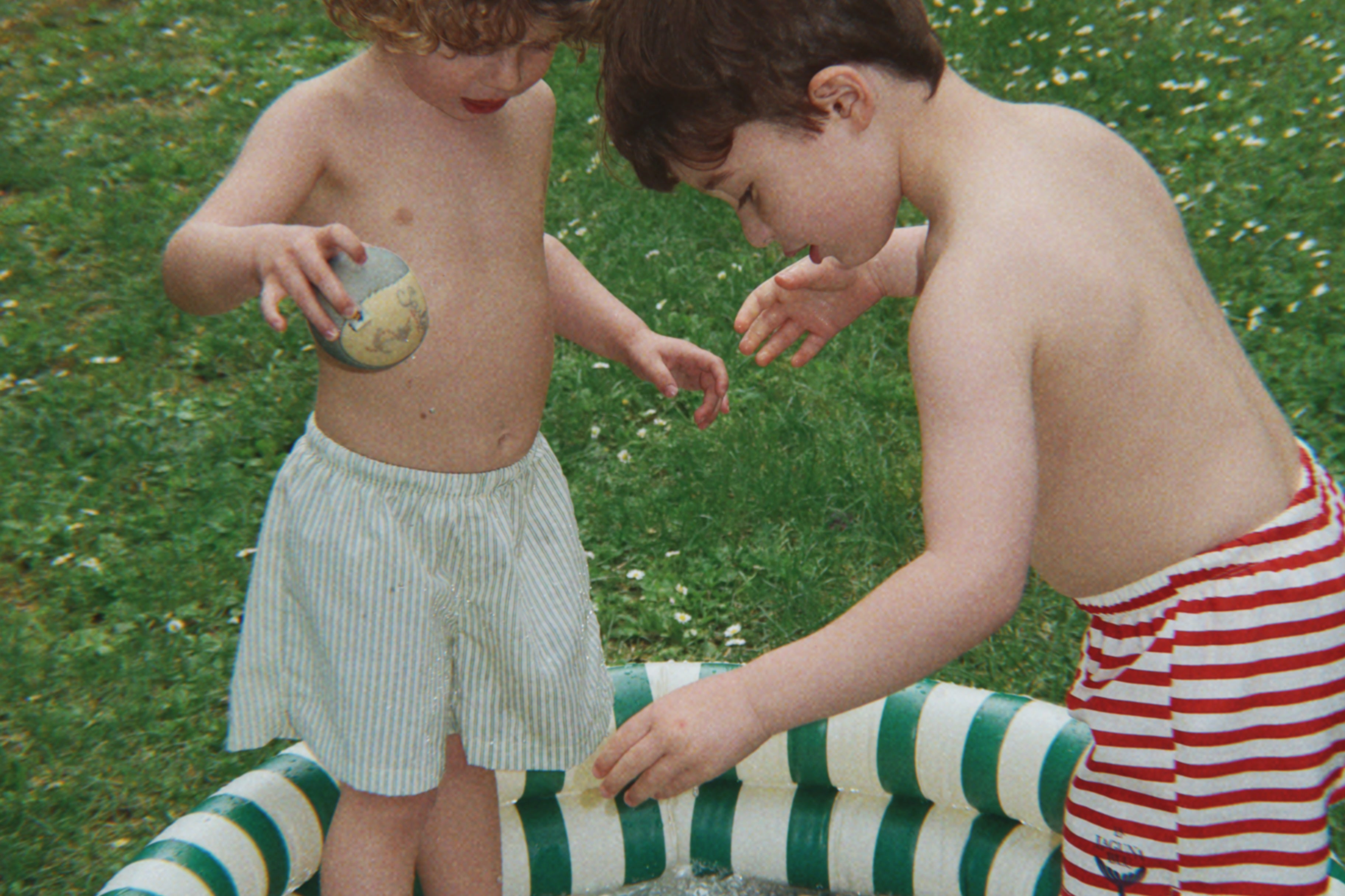 Konges Sløjd A/S POOLS green stripe