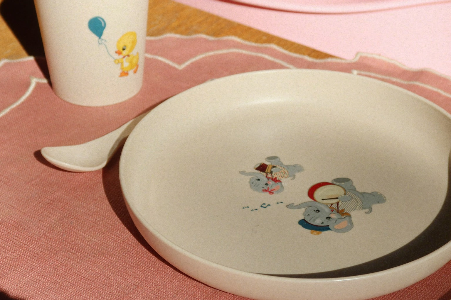 Konges Sløjd A/S Børneservice music parade