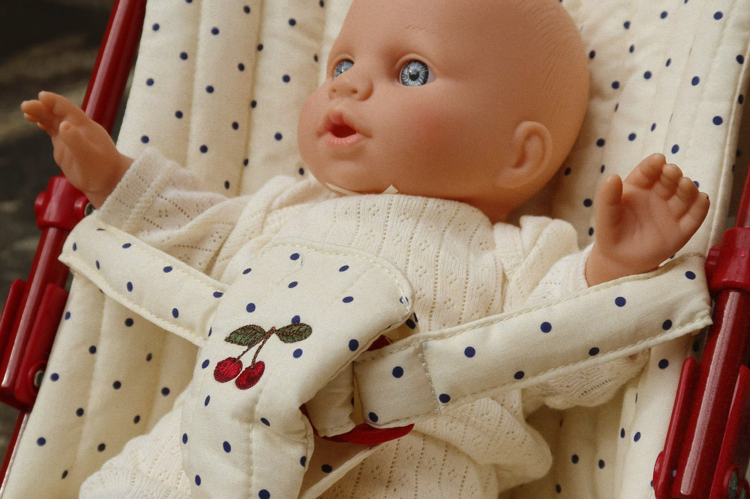 Konges Sløjd A/S Dukke legetøj estate dot