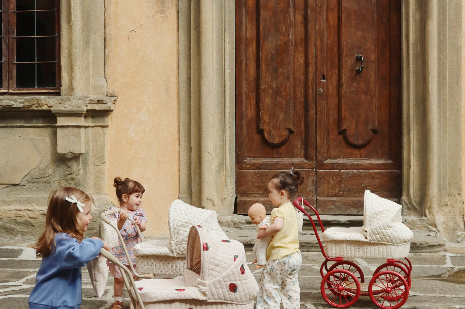 Konges Sløjd A/S Dukke legetøj strawberry