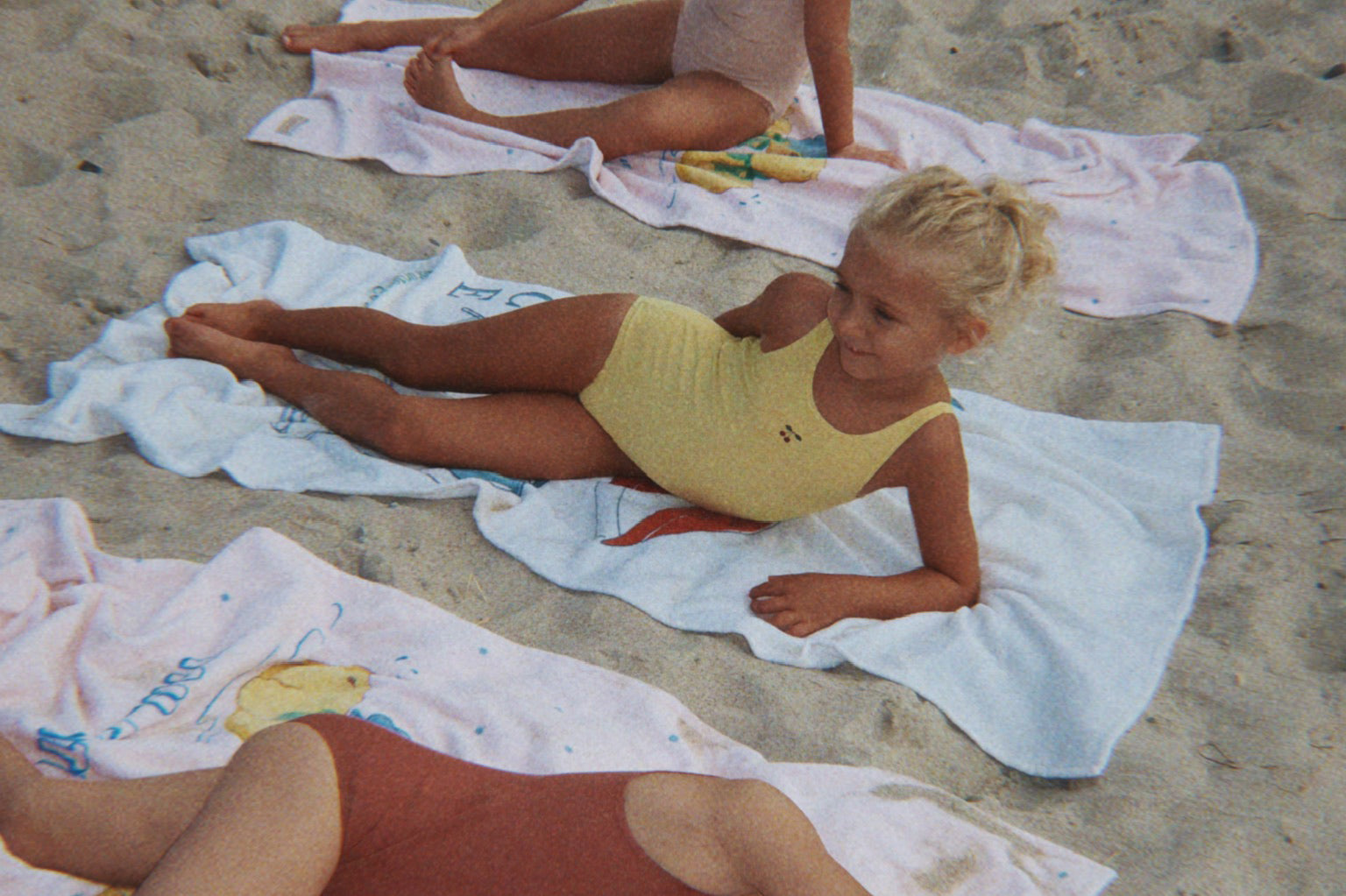 Konges Sløjd A/S SWIMSUITS pampas/mahogany