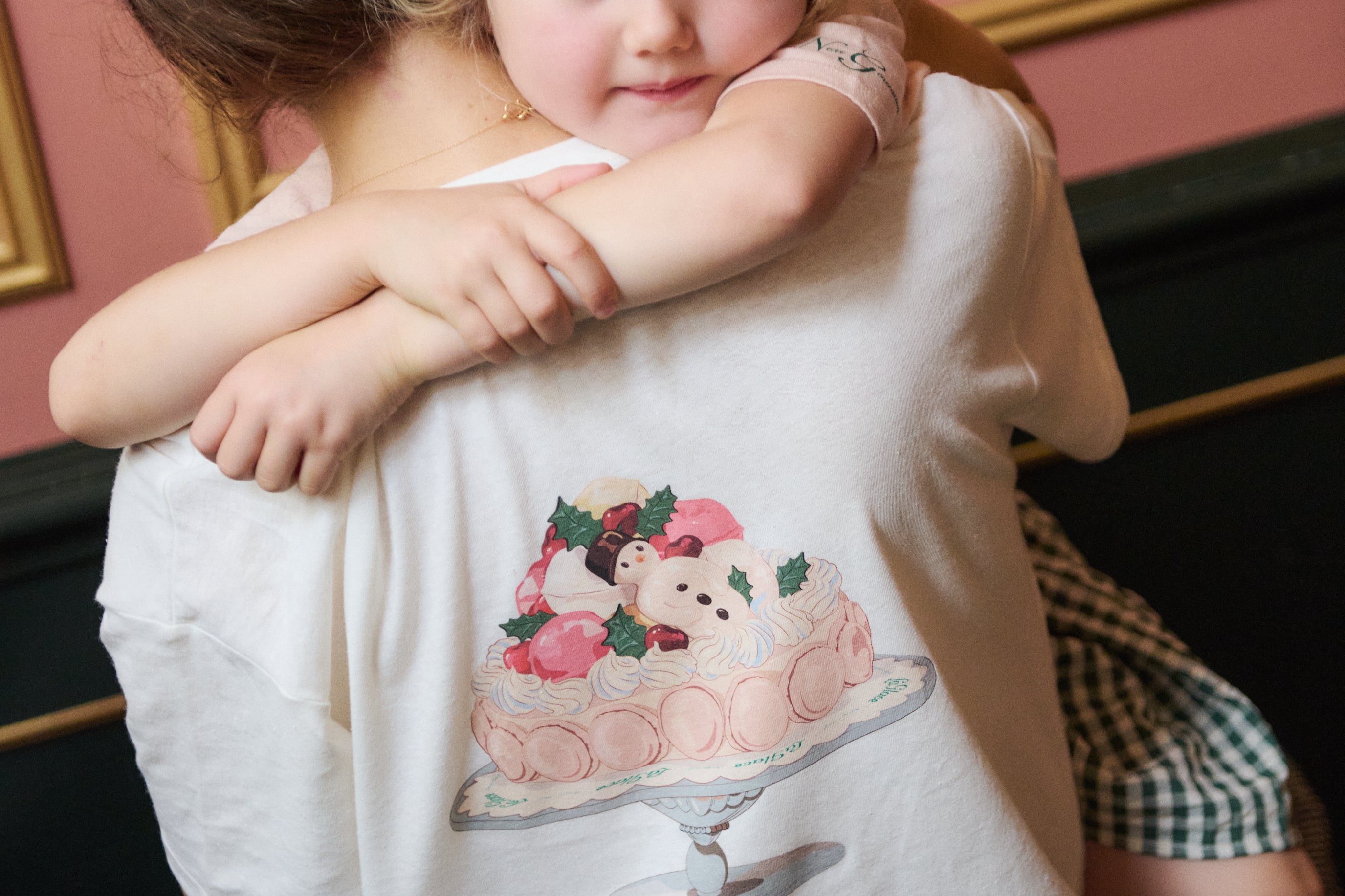 Konges Sløjd A/S T-shirts off white