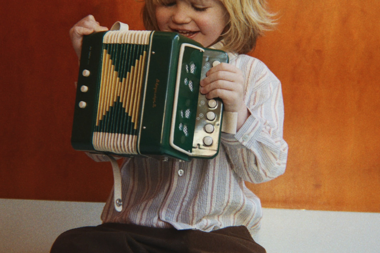Konges Sløjd A/S MUSIC TOYS green