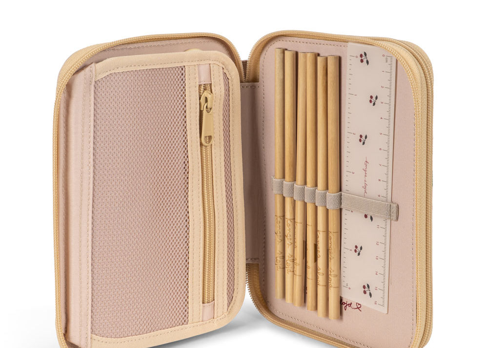 Konges Sløjd A/S PENCIL CASE coeur colorè frappe